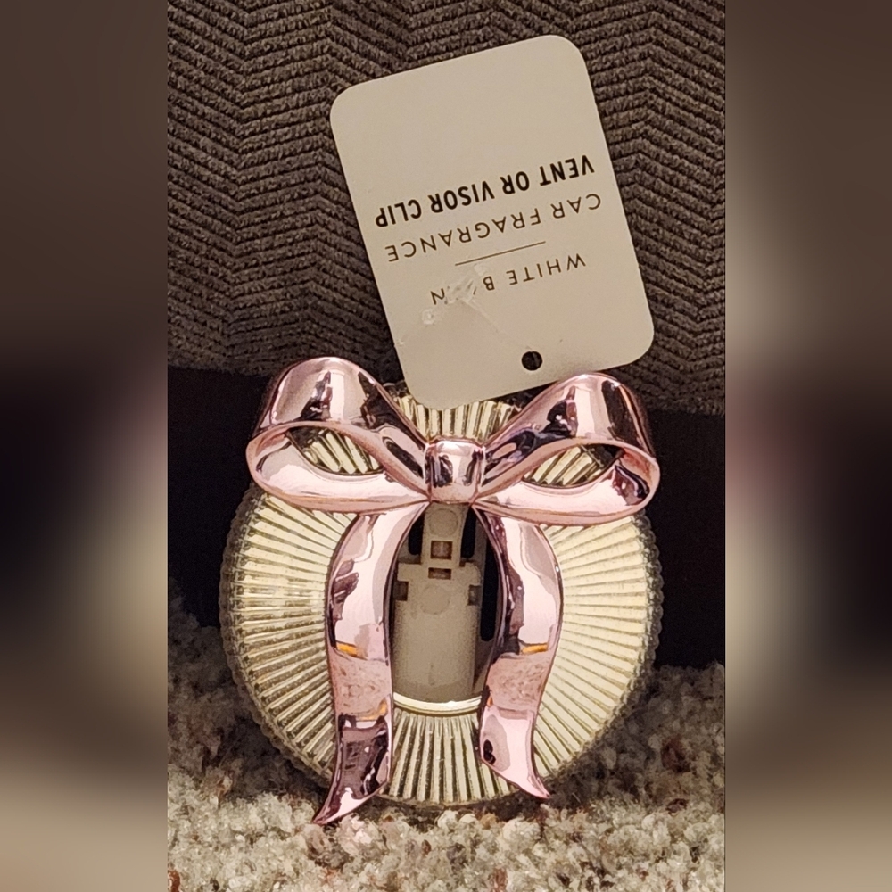 White Barn Car Fragrance Clip with Metallic Pink Bow